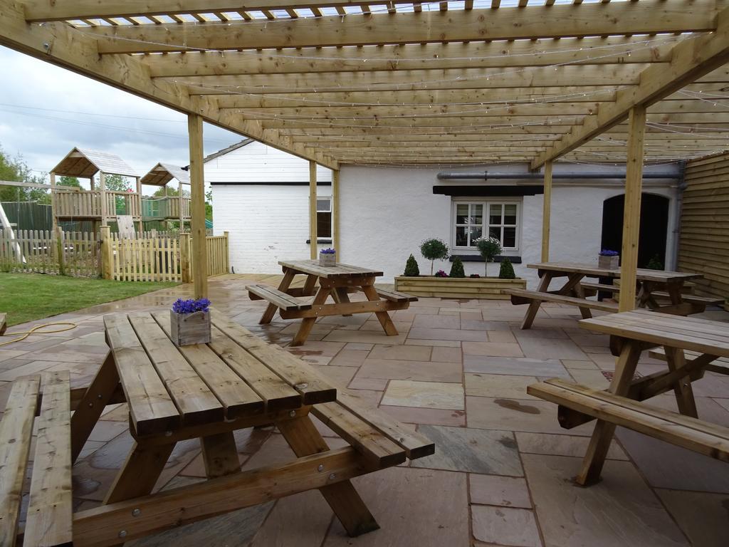 Garway Moon Inn Exterior foto